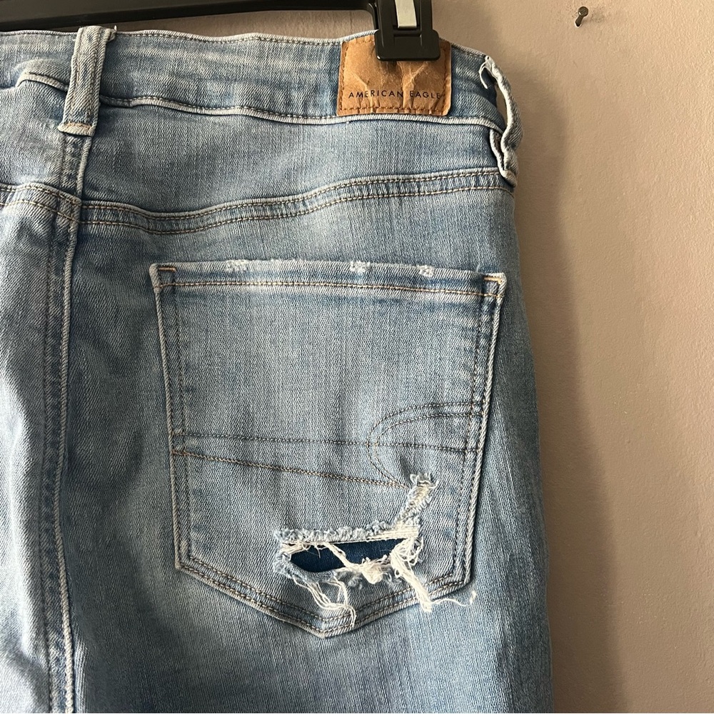 American Eagle Distressed Hi Rise Jeggings Size 8 X-Long - Picture 5 of 7